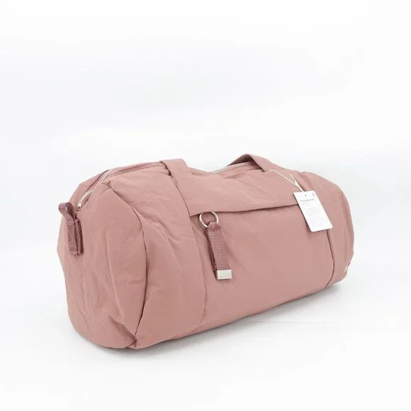 Lululemon On My Level Duffle Bag 16L Spiced Chai Pink OS